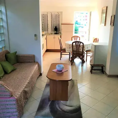 App Anita Apartment Premantura Exterior photo